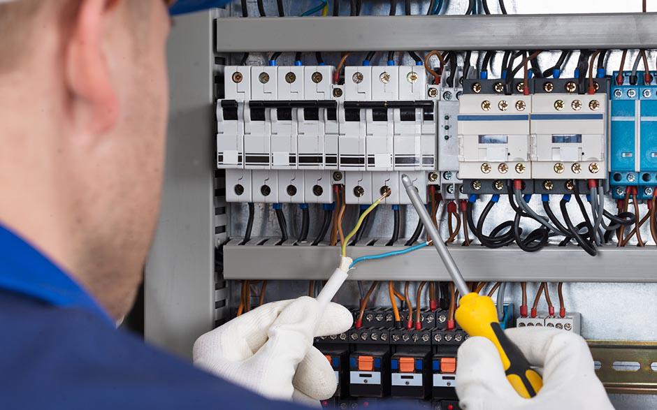 électricien dépannage Champcueil