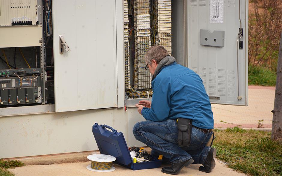 dépannage électricien Magny-les-Hameaux